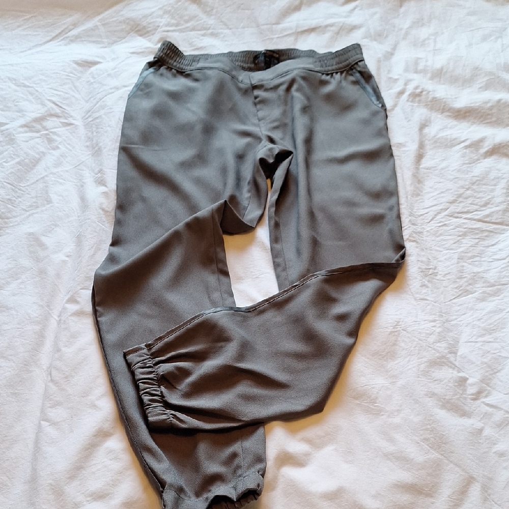 Banana Republic Gray Sweatpants with Elastic Waistband